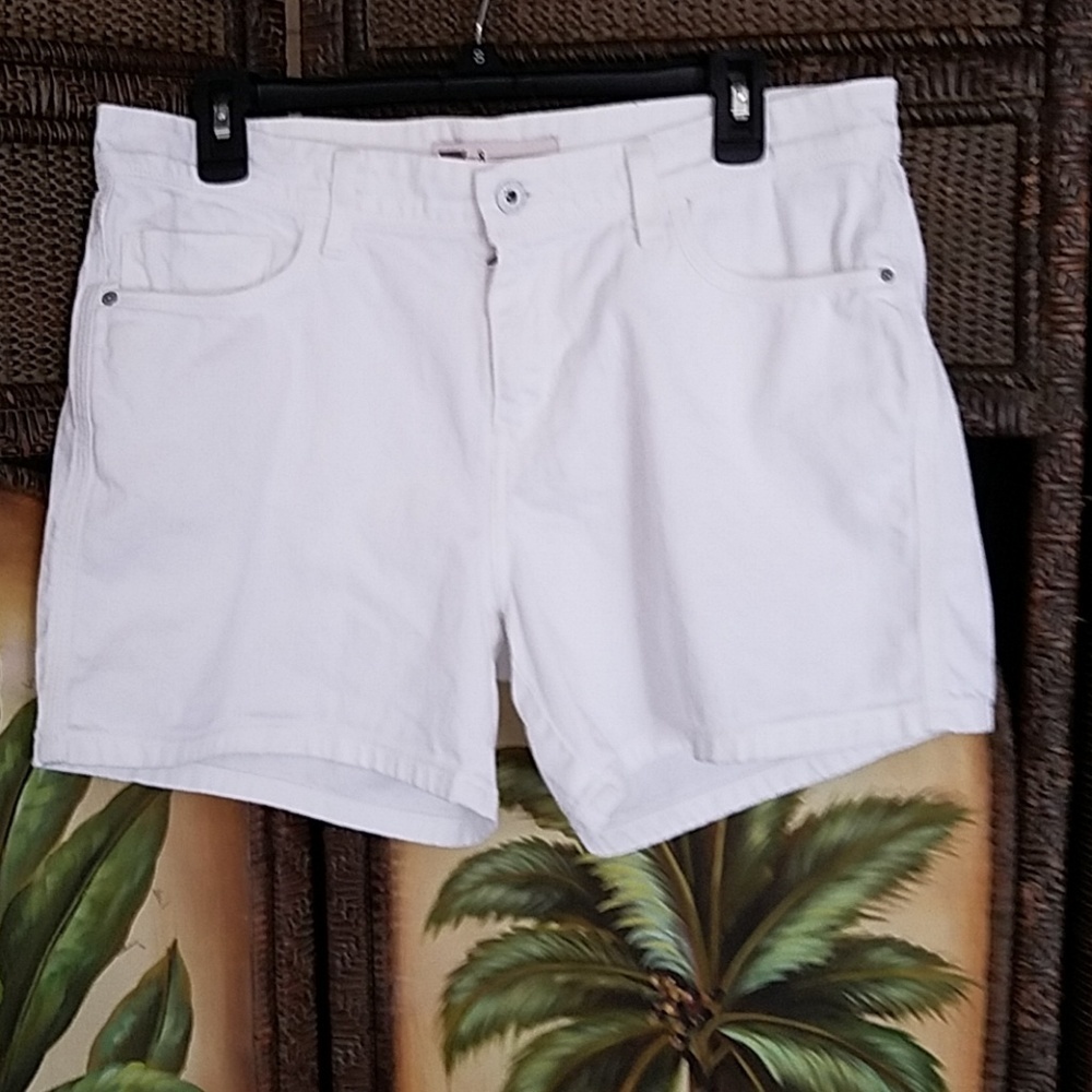 Levi white tag jean shorts
